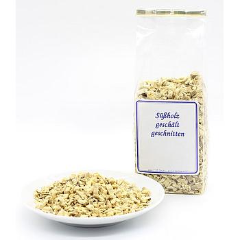 Süßholz, geschält und geschnitten