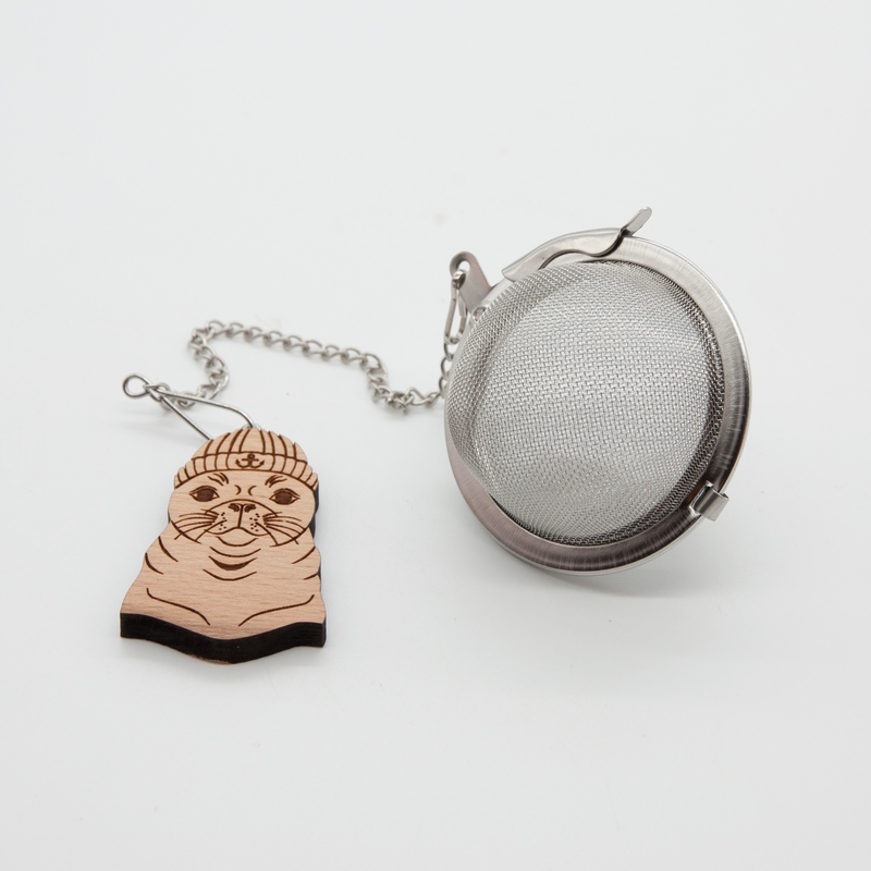 Tee-Ei Ball &quot;Robbe&quot;, Holzanhänger