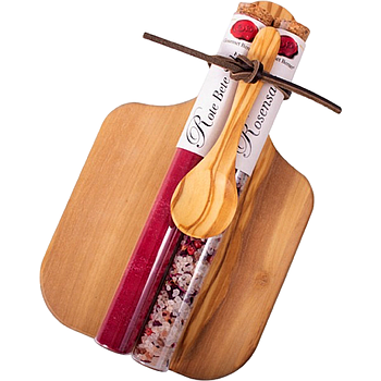 Präsent Holzbrett; Gewürze El Tubo: Rote Beete Salz 40g, Rosensalz 27g & Holzlöffel, mit Lederriemen fixiert, Abmessungen 20cm x 12cm x 5cm