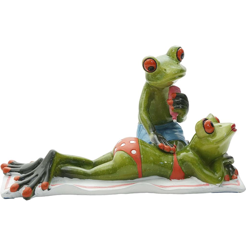 Froschpaar Strand, Frau wird eingecremt
